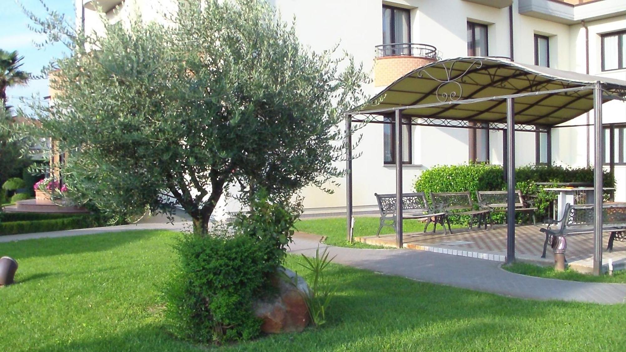 Hotel Da Vito Campagna Lupia Exterior photo