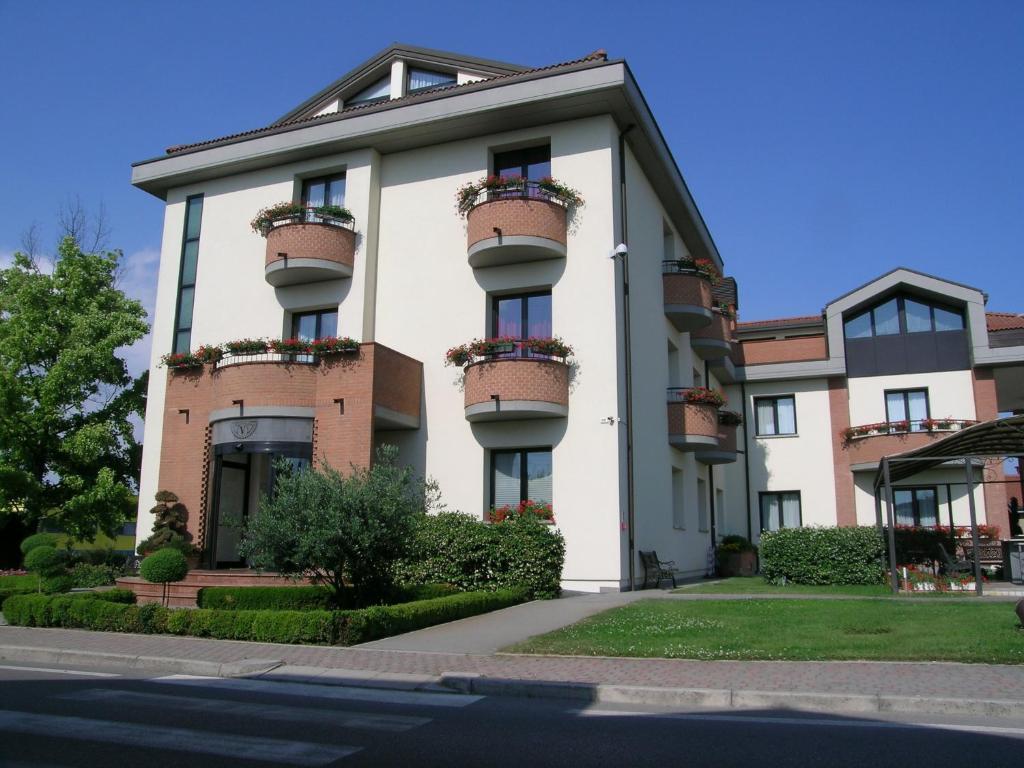 Hotel Da Vito Campagna Lupia Exterior photo