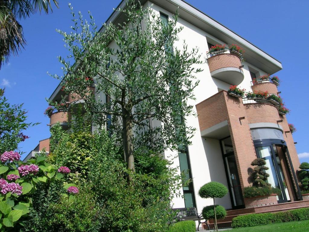 Hotel Da Vito Campagna Lupia Exterior photo